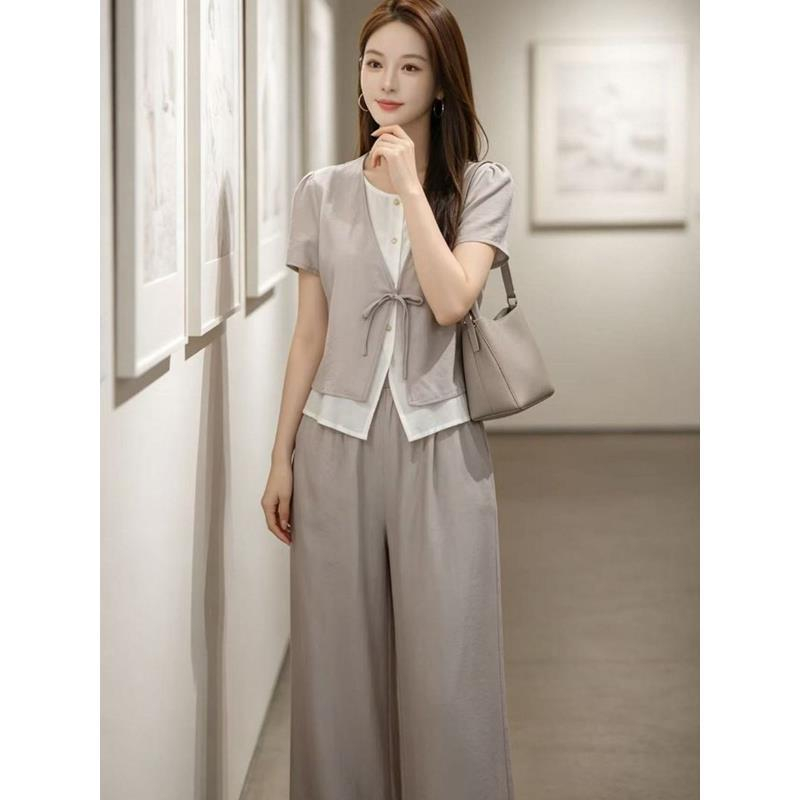 Women Fashion Over The Years - Conjunto Feminino Slim de Duas Peças