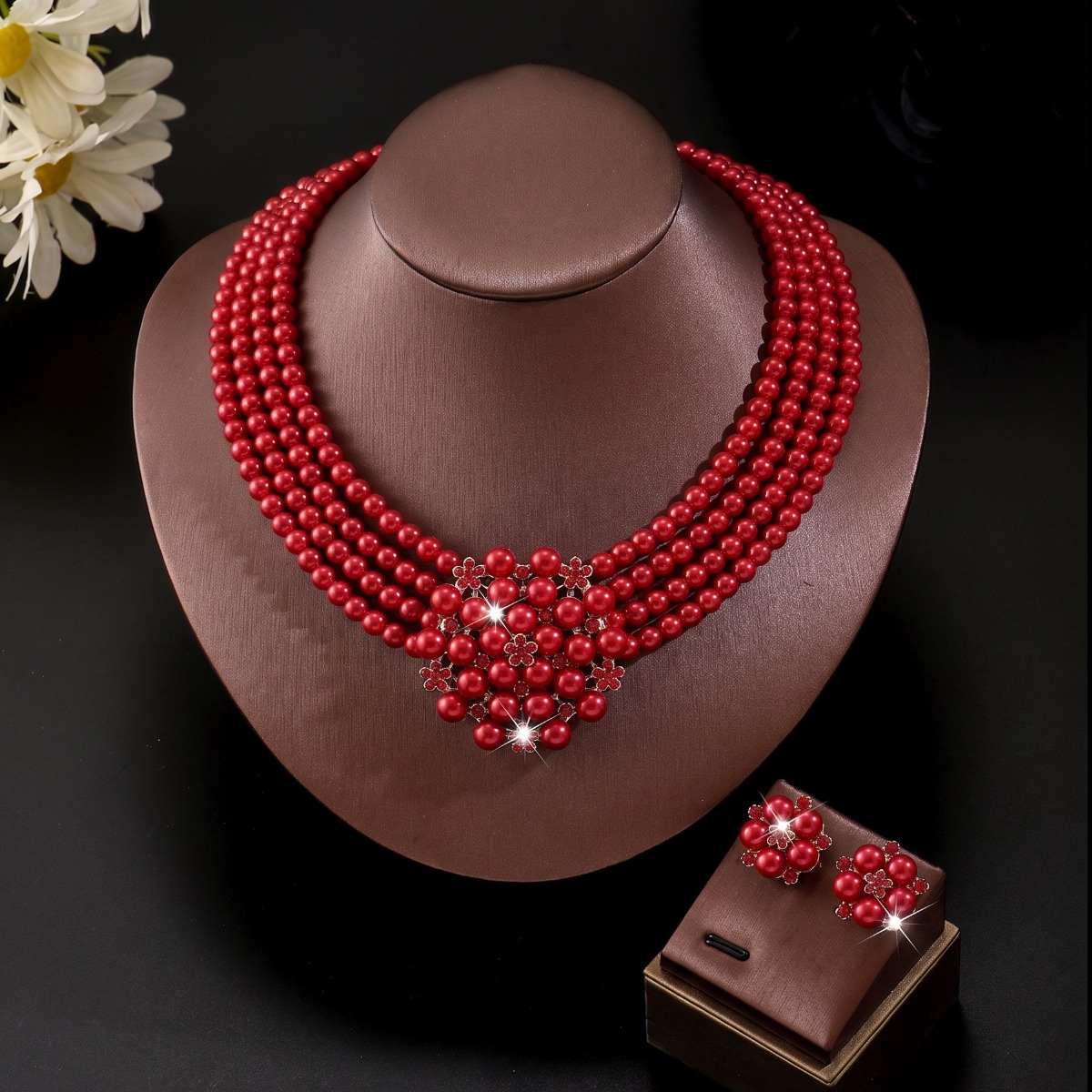 Conjunto de Joias Femininas co - Women Fashion Photoshoot avaliação e preço